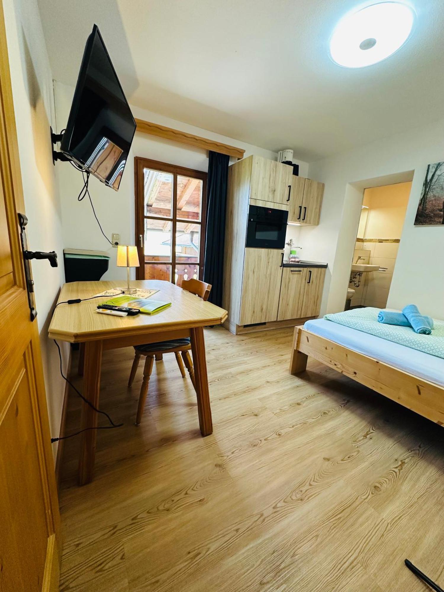 Ferienwohnung Beim Raffner Руполдинг Екстериор снимка