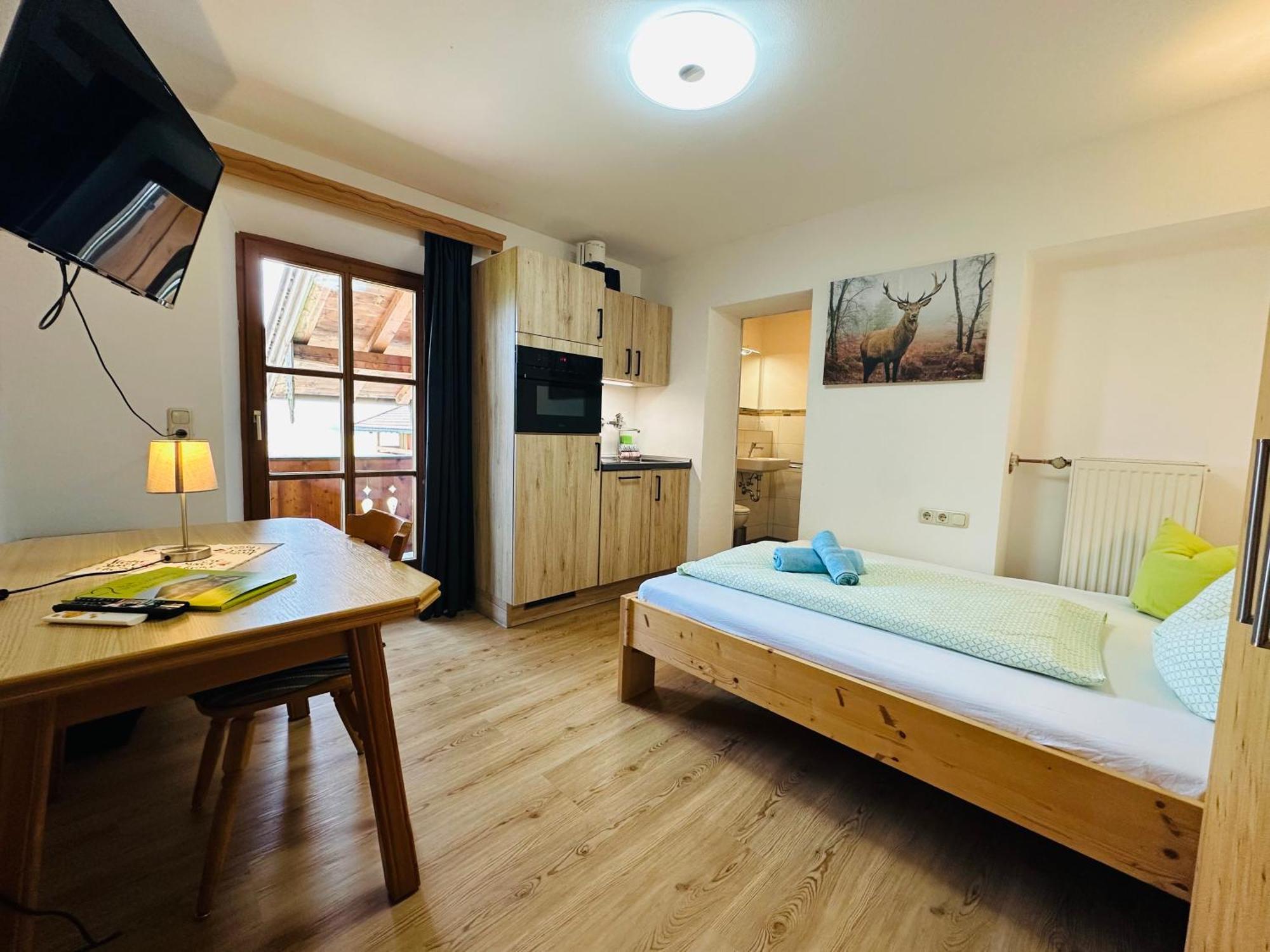 Ferienwohnung Beim Raffner Руполдинг Екстериор снимка