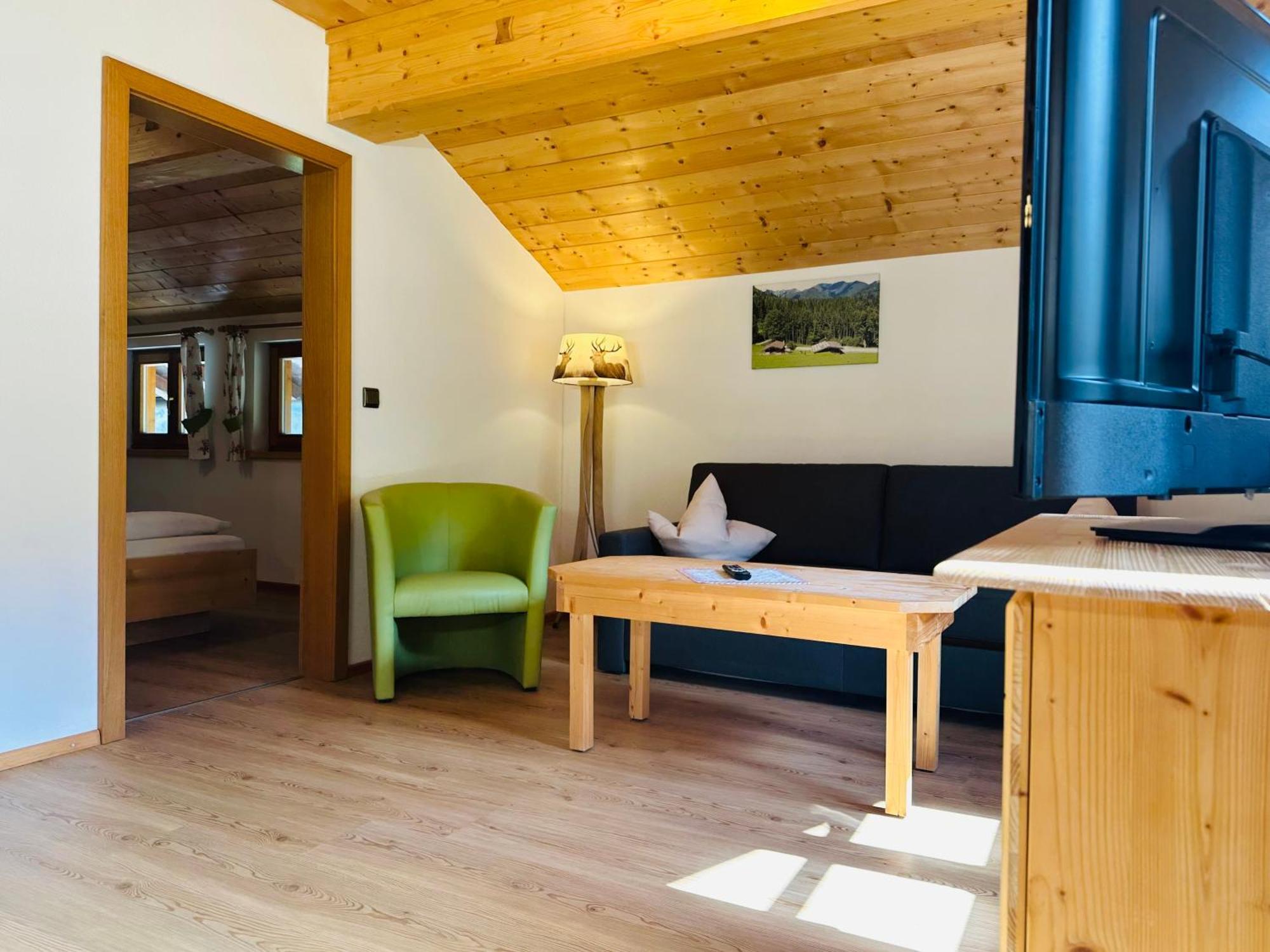 Ferienwohnung Beim Raffner Руполдинг Стая снимка